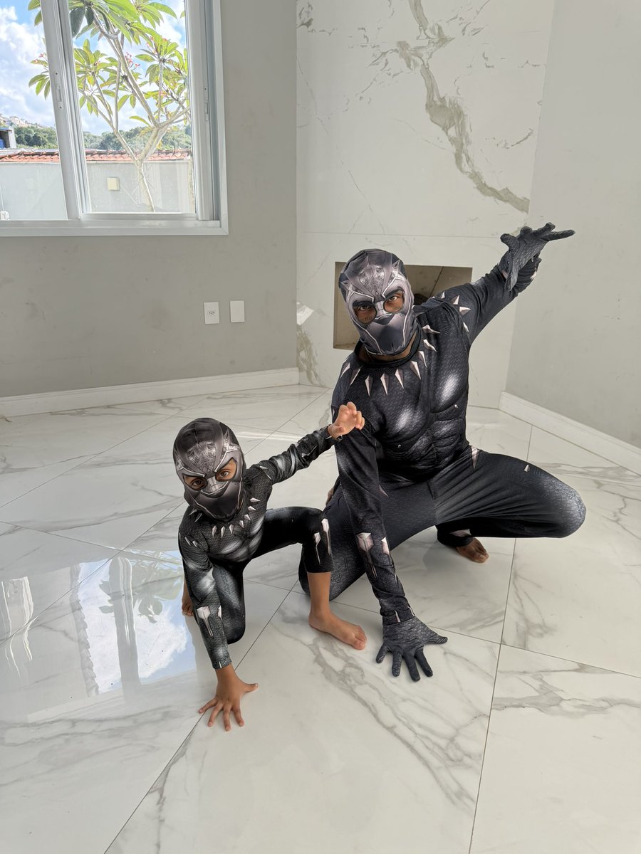 Realkayblack1's tweet photo. 🖤🐈‍⬛ https://t.co/OFWvTiQZbl