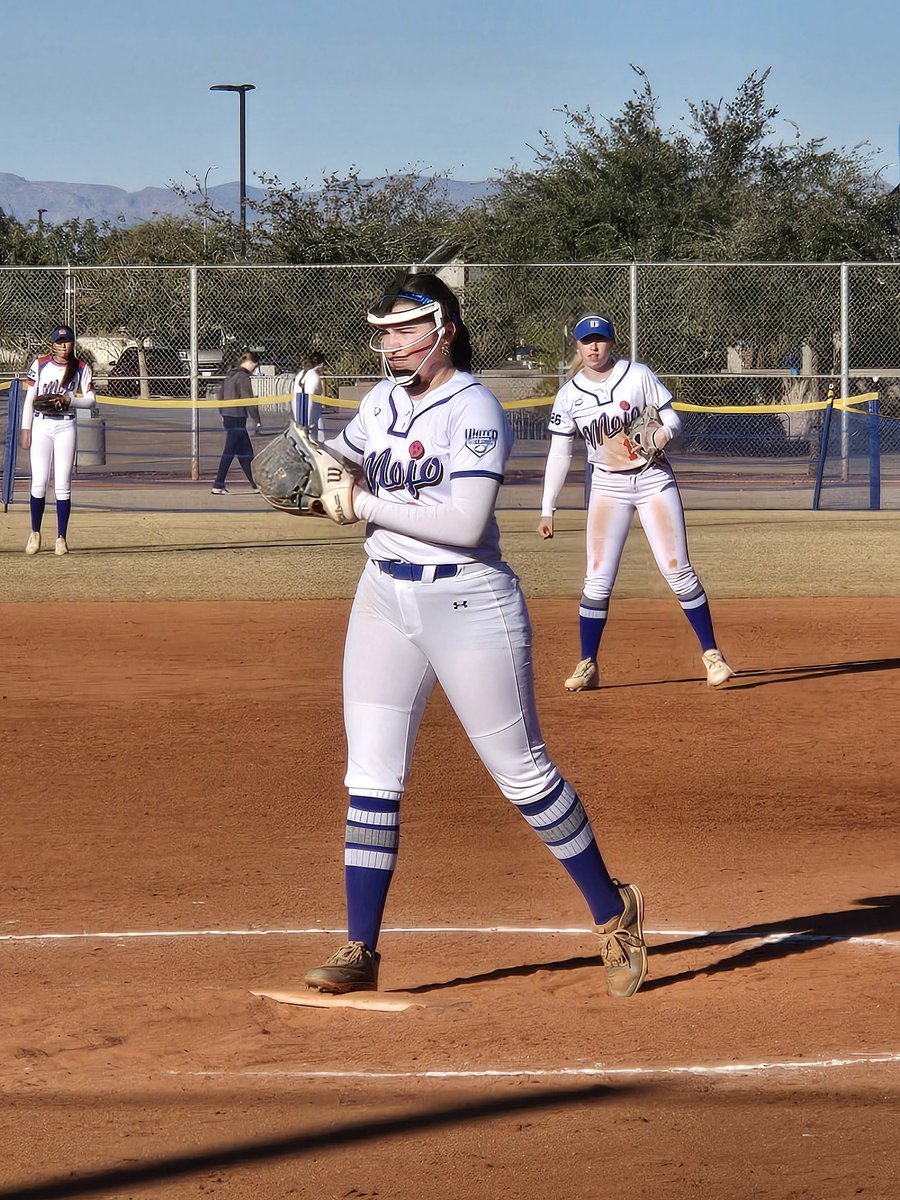 LMorici11's tweet photo. We had a nice run at our tourney in AZ last week.   I went 2-0 in the circle and hit .444.  Now it's time to hit the gym and work on explosion.   Here are some clips of strikeouts and hits. @UACoachMurphy @lmcmahon7 @adamarbour @KaylaBraud1 @MojoFisher18u @RyanIamurri32 https://t.co/69ZhUsi7DC