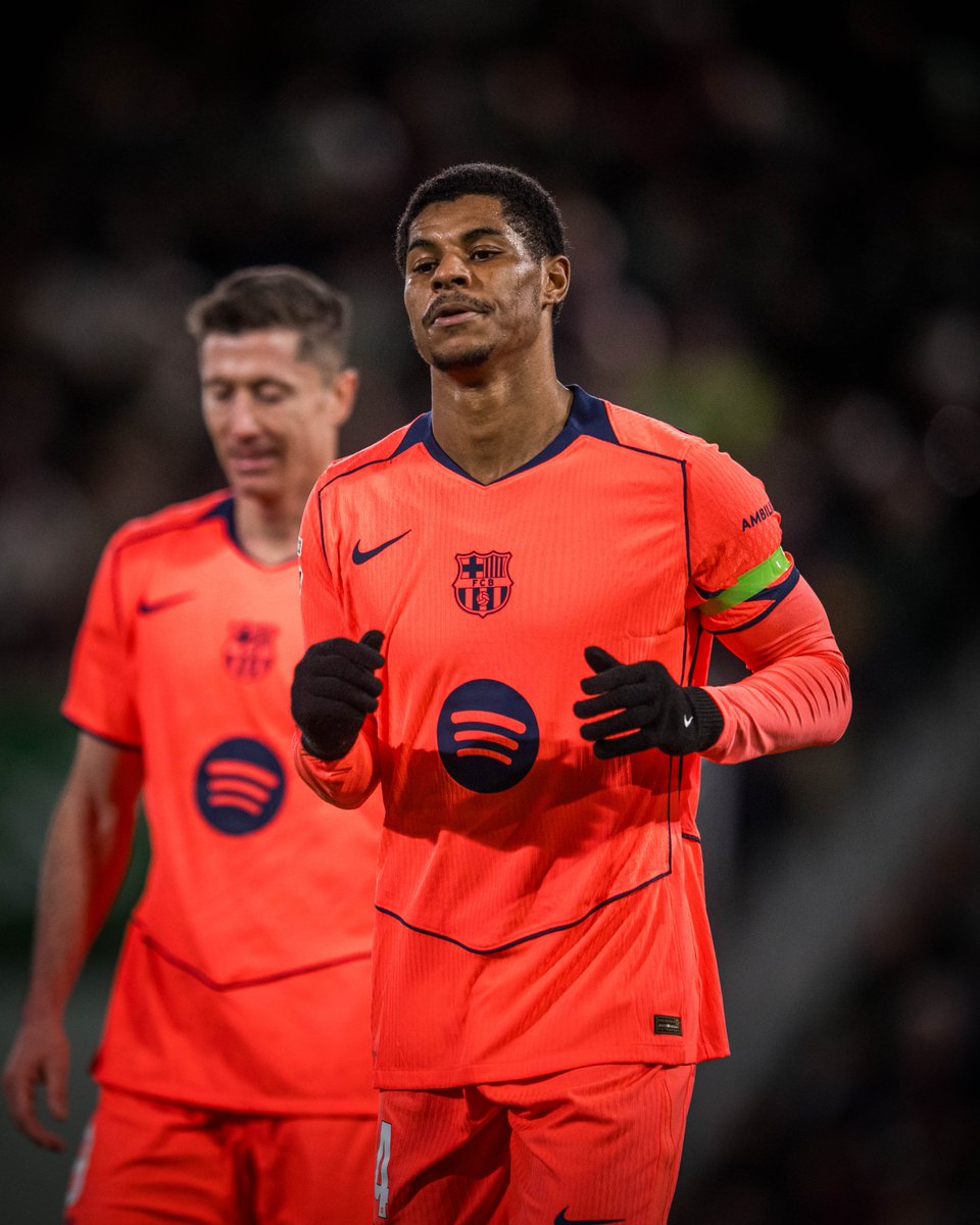 Rashford + orange kit = goals