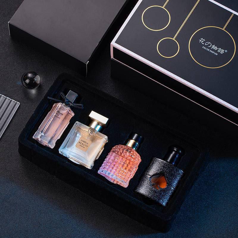 CakeJurist's tweet photo. Unisex 4 in1 perfume 
Price:8,500 https://t.co/R3qU35DpPR