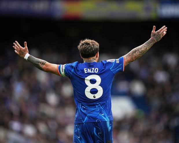SekeghM9378's tweet photo. @LDNFootbalI Enzo with 15 contributions from midfield ✨
Chelsea’s engine is PURE FIRE 💙🔥
#CFC #EnzoFernandez #GOATMode" https://t.co/pFPbBkunhb