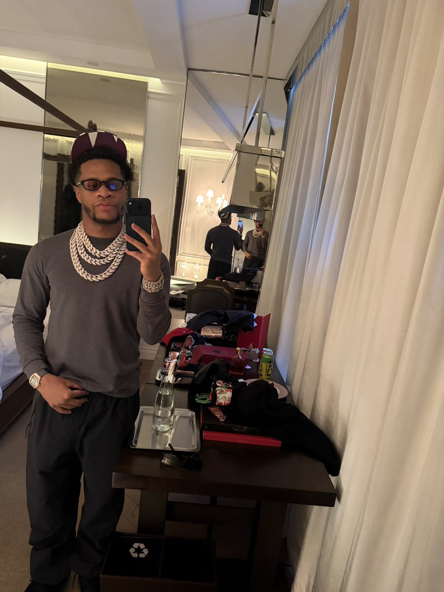 Devin Haney tweet media
