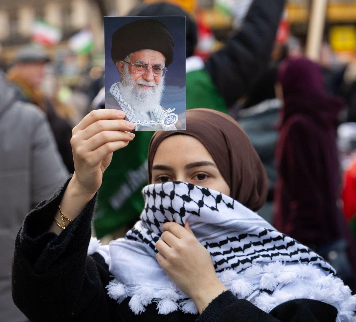 Today, an Ayatollah fan club took over the streets of London. What an insult to the people of Iran.