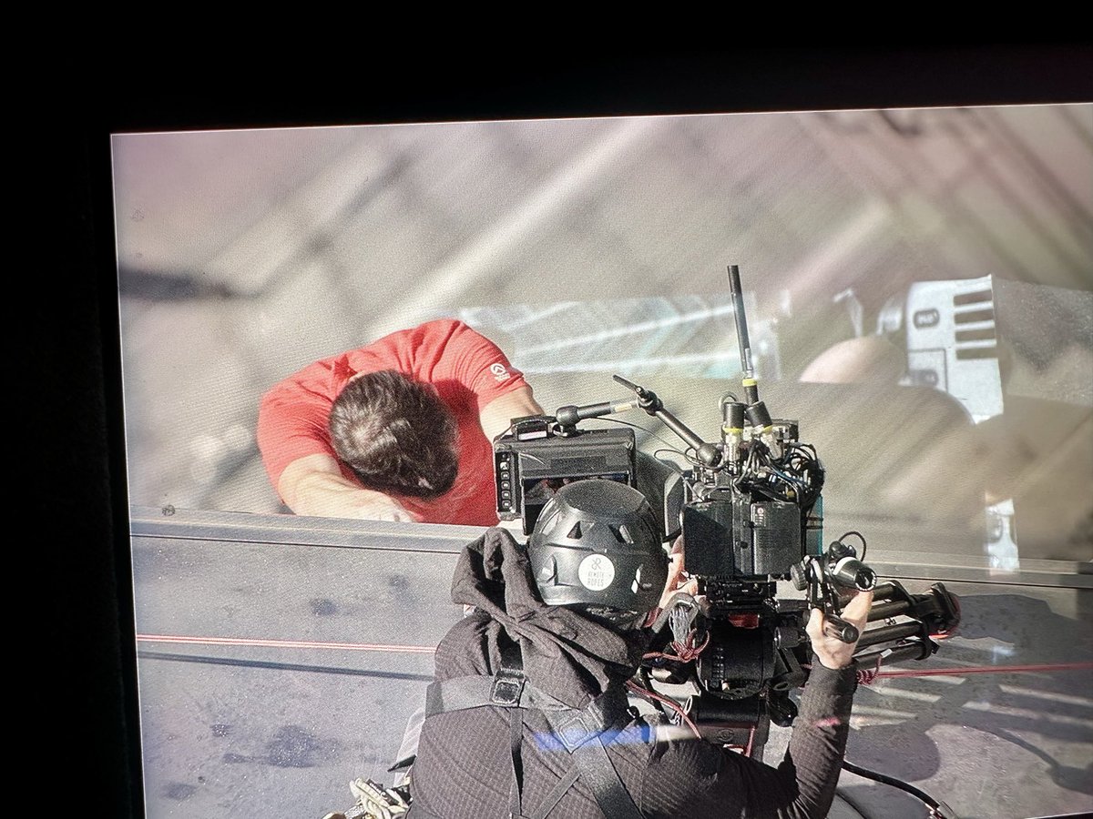 Alex Honnold tweet media