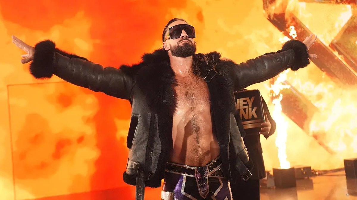 rol1sroyce's tweet photo. where are they 😢 #RoyalRumble https://t.co/zwsUPklojk