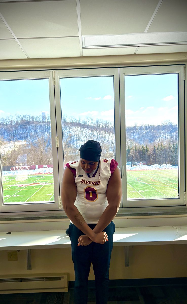 DevonReed32693's tweet photo. Appreciate @CoachDev12 for having me today! #blessed #grinding https://t.co/e0ltRU58Xt