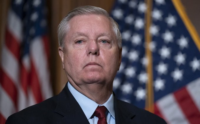 Bank records allegedly show Sen. Lindsey Graham laundering significant Ukraine war funds via Latvia into his accounts, per ex-CIA officer Larry Johnson. DOJ investigating.

Do you think we should lock up every politician who’s stolen taxpayer money, red or blue?

YES or NO?