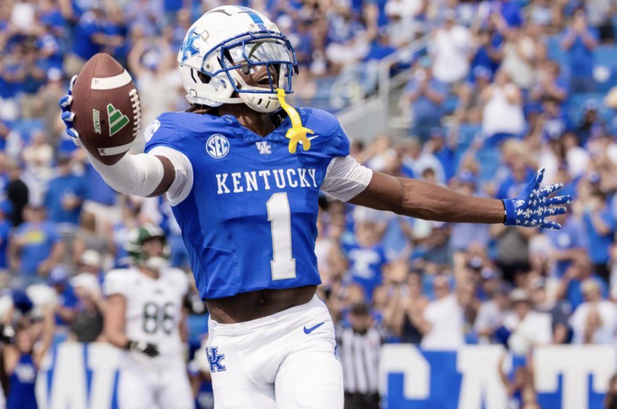 Jennaris (Manman) Henry Class of 2028 tweet media