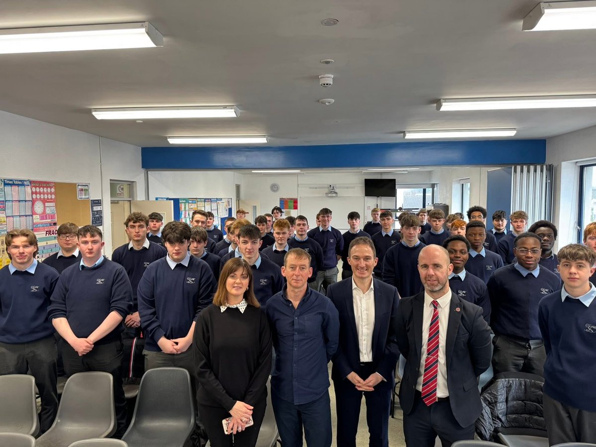 RotaryCastlebar's tweet photo. Alan Dillon visited St Gerald's College as part of Castlebar Rotary Club’s Careers Connects Initiative to speak to students about academics, their careers, and the future. https://t.co/3akHmyiHSL