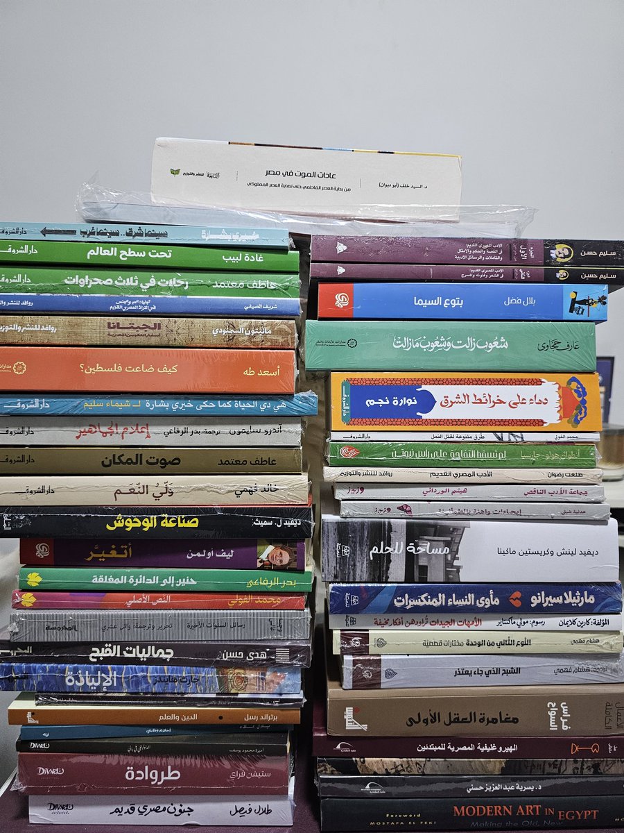 BeboHanem's tweet photo. حصيلة المعرض (اتهورنا شوية)
عملت حركة مريحة، كنت كاتبة ليست بكل الكتب اللي عايزاها بدور النشر، ونزلت دليل المعرض اللي فيه أرقام الدور وحطيت الاتنين على ChatGPT وكتبلي مسار بتجميع الكتب في كل دار ورقم القاعة والبوث بالترتيب لخط سير أكثر سلا��ة ✨️ https://t.co/MvvecO44yX