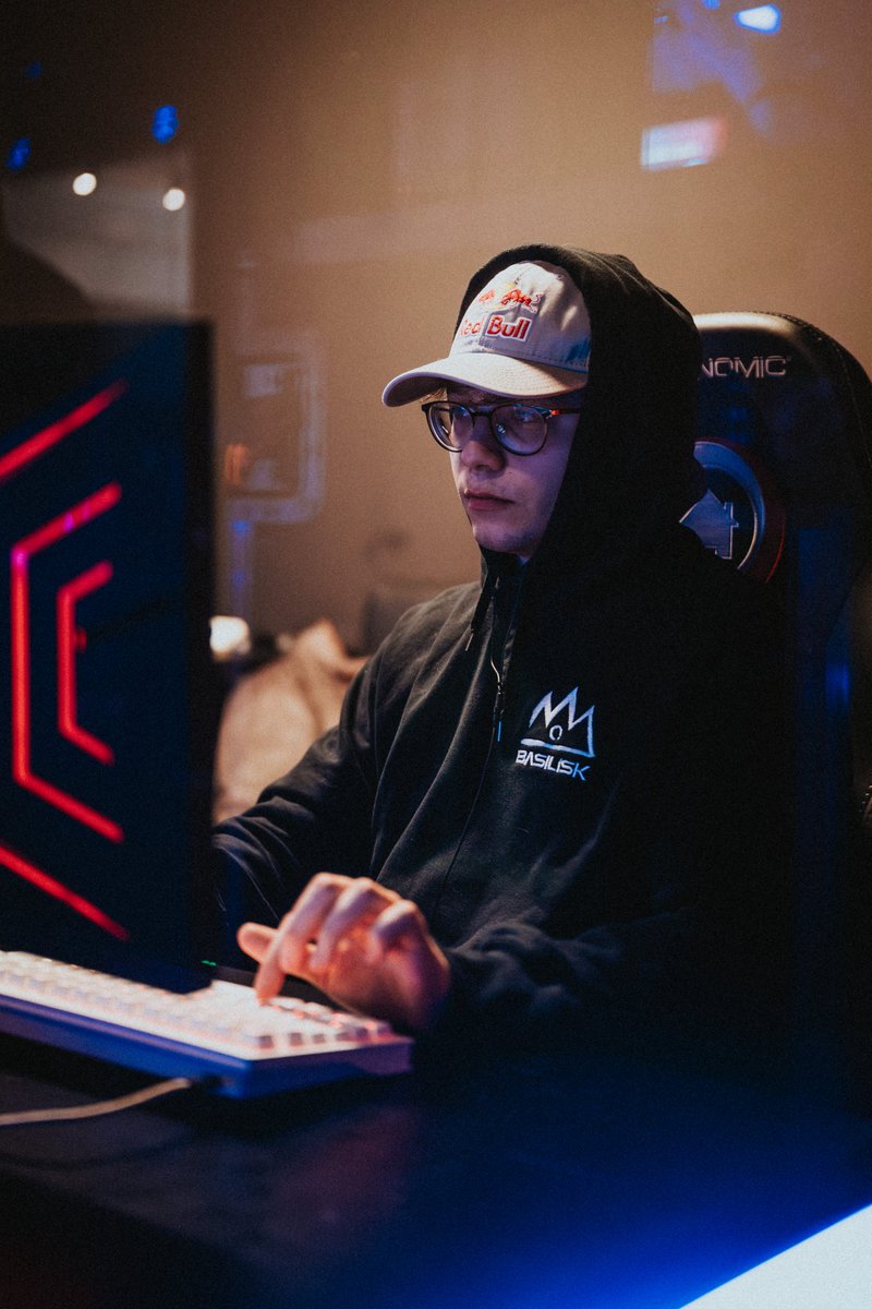 TaKeTV tweet media
