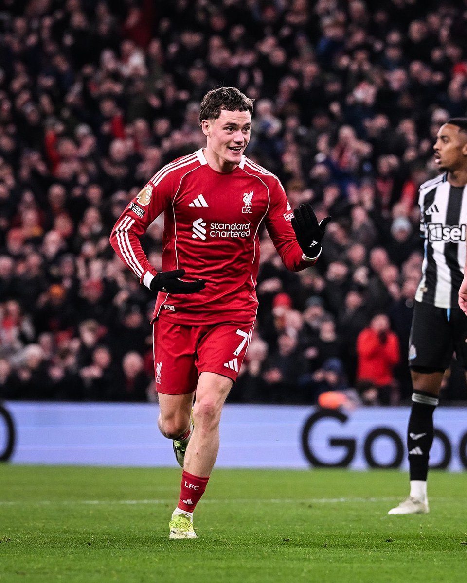 Ohsimple1's tweet image. The two men saving Arne Slot!😞 Well-done ballers❤️💯.