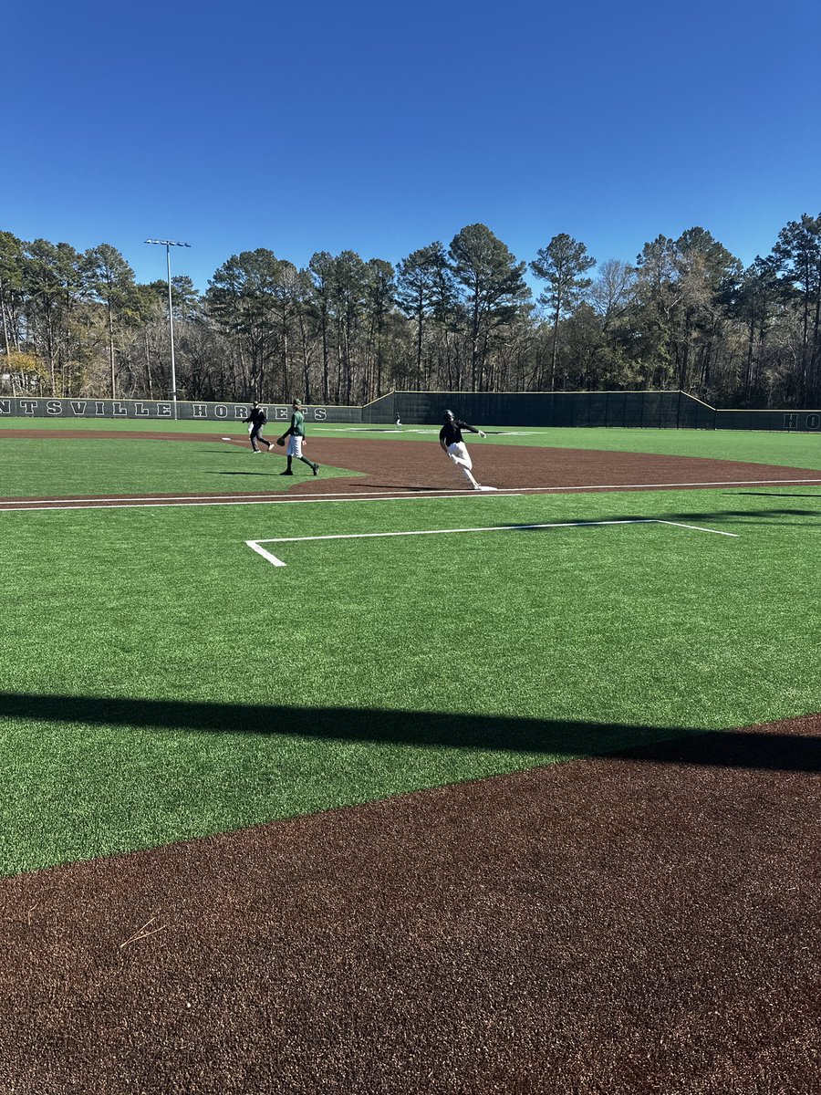 Duncan Lindsey tweet media