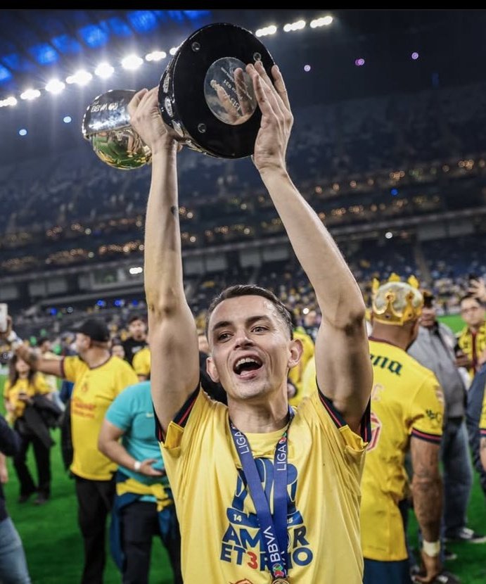 Mr_ToMateo's tweet photo. Si realmente Pachuca fue tú último partido, no tengo nada más que decir que...

Gracias 🙏

 Gracias por aguantar esos años de mierda, gracias por darlo todo en el campo, gracias por los trofeos y momentos que nos diste y gracias por convertirte en mi jugador favorito... https://t.co/Hnt2ATMeJ6