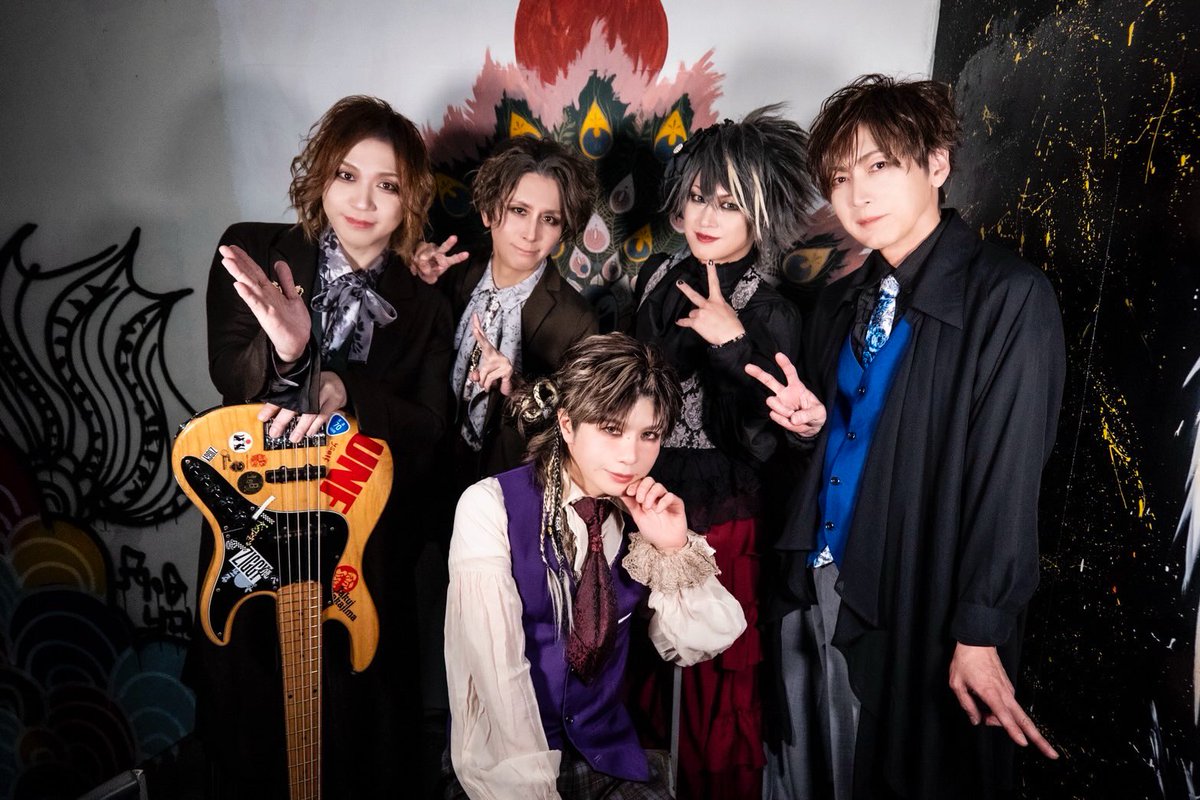 aoi_official's tweet photo. 【本日の公演情報】 
168 TOUR'26『Garden』池袋EDGE

✅開場/開演
 (一部)15:00/15:30(ニ部)18:30/19:00

✅当日券:有(開場時店頭にて販売)

✅先行物販:13:00〜13:30
※当日一部のチェキや1/25名古屋公演のチェキ他、全ラインナップ先行物販から発売予定です

✅撮影会
【葵と2ショット撮影会】
(一部衣装:先行のみ/ニ部衣装:ニ部終演後)
▪️先行撮影会: 13:00〜13:30
※2/1池袋公演は一部二部と葵の衣装が異なります
※一部の衣装での撮影会は先行撮影会のみとなります
※一部終演後は撮影会を行いません。
※二部終演後の撮影会のみ二部の衣装での撮影会となります。
【6ショット撮影会】(二部終演後のみ)
※6ショット撮影会の向日 葵の衣装は二部で着用したものになります。ご了承ください。

✅ Sチケット(VIPチケット)特典会
14:00〜14:30 (13:50に会場入り口に集合)

✅ 生配信あり
https://t.co/9zRKhCyUP2
公演終了から1週間アーカイブ視聴可能です！！
✅クローク:有　ロッカー:無
✅問) EDGE 03-6907-1811

公演に関して詳しくは💁
https://t.co/UGMfhFSMkw