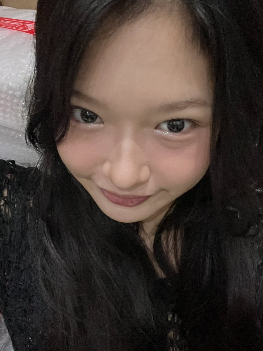 Celline Thefani tweet media