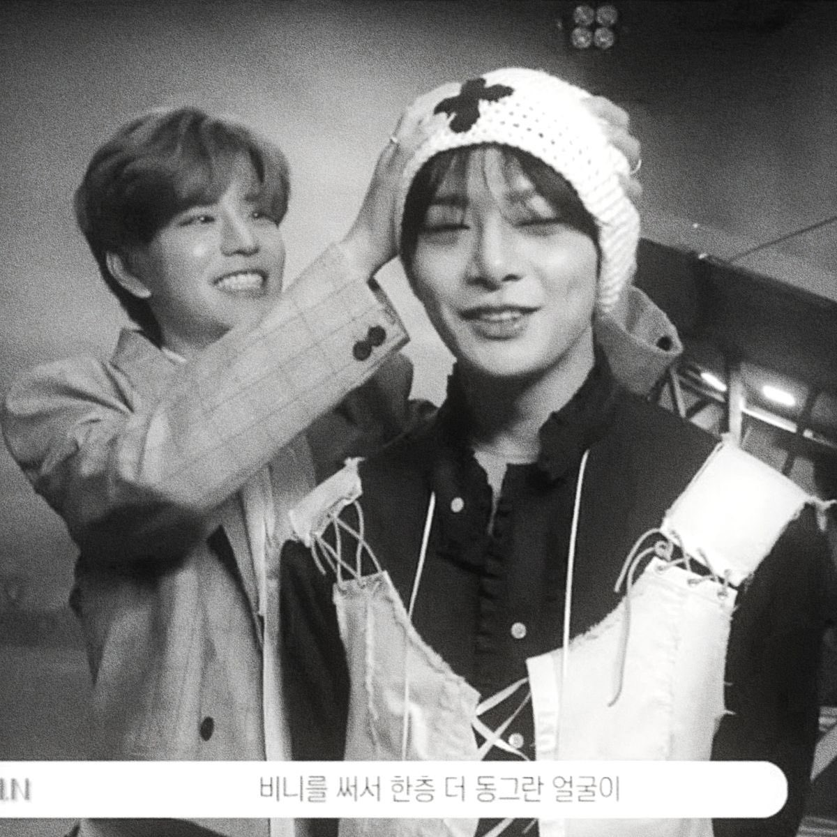 ⟡  busco mutis stay!

           she | 25 | esp

 ⋆.˚ seungmin / i.n biased ⋆.˚

      ⊹ #moothunt #staytwt #stantwt #promotwt #skztwt #kpoptwt ⊹

♡ &amp; ↻ = mutis