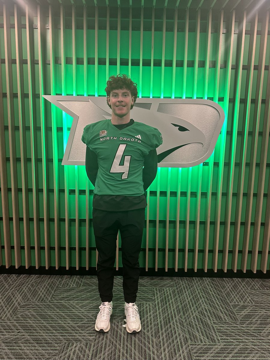 Max Mannausau tweet media