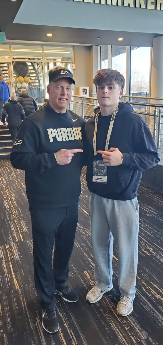 Henry Ade tweet media