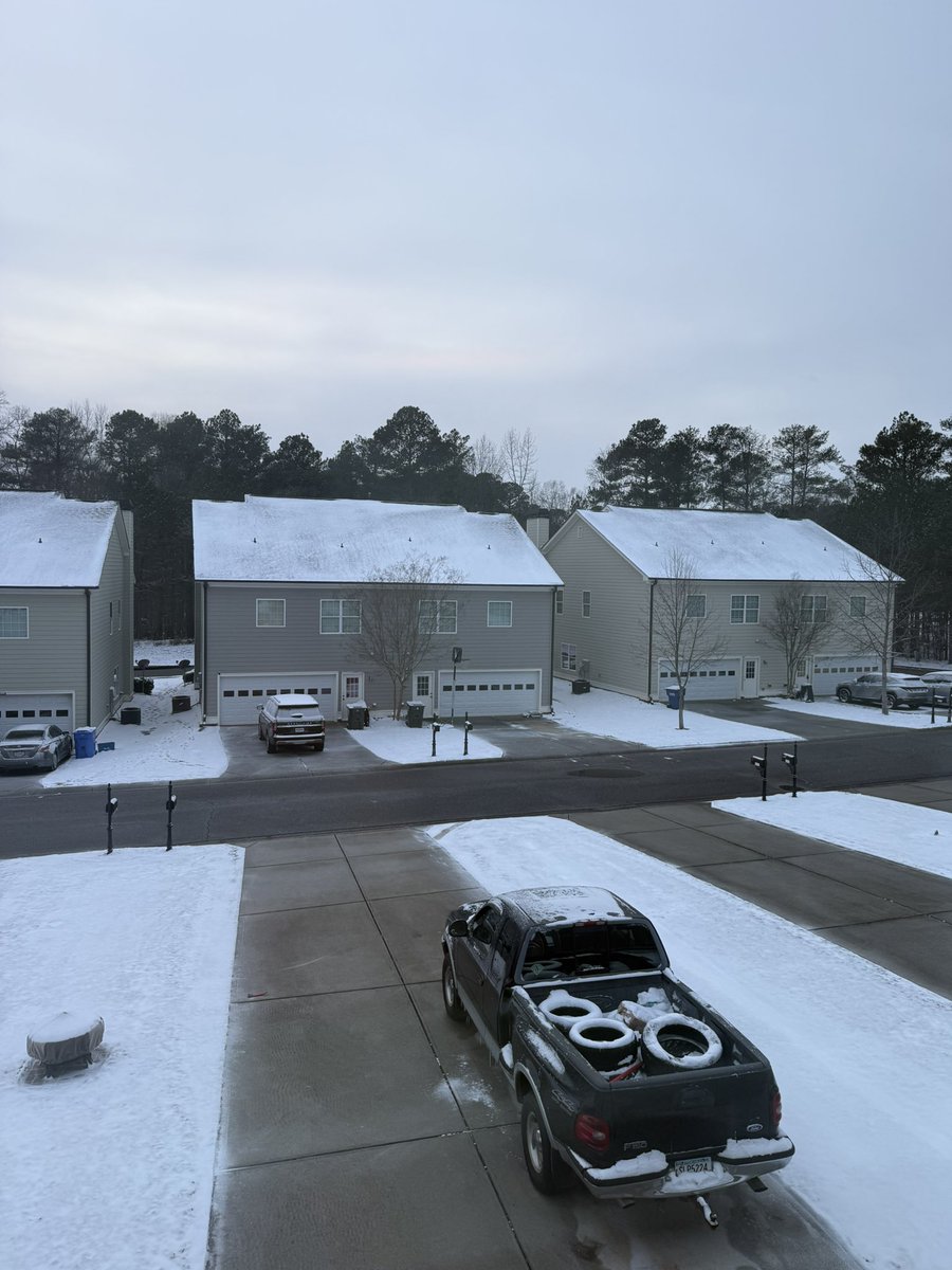 Well I’ll definitely take it. I would say we got unlucky and got less then the surrounding areas, but the grounds still white so I don’t really care