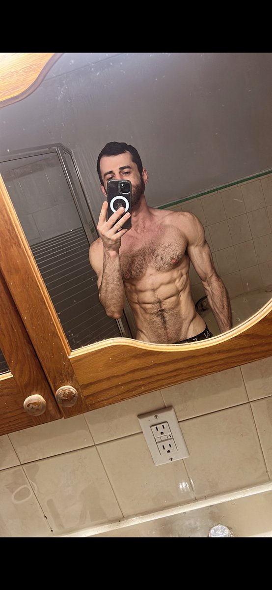 Maxwell White tweet media