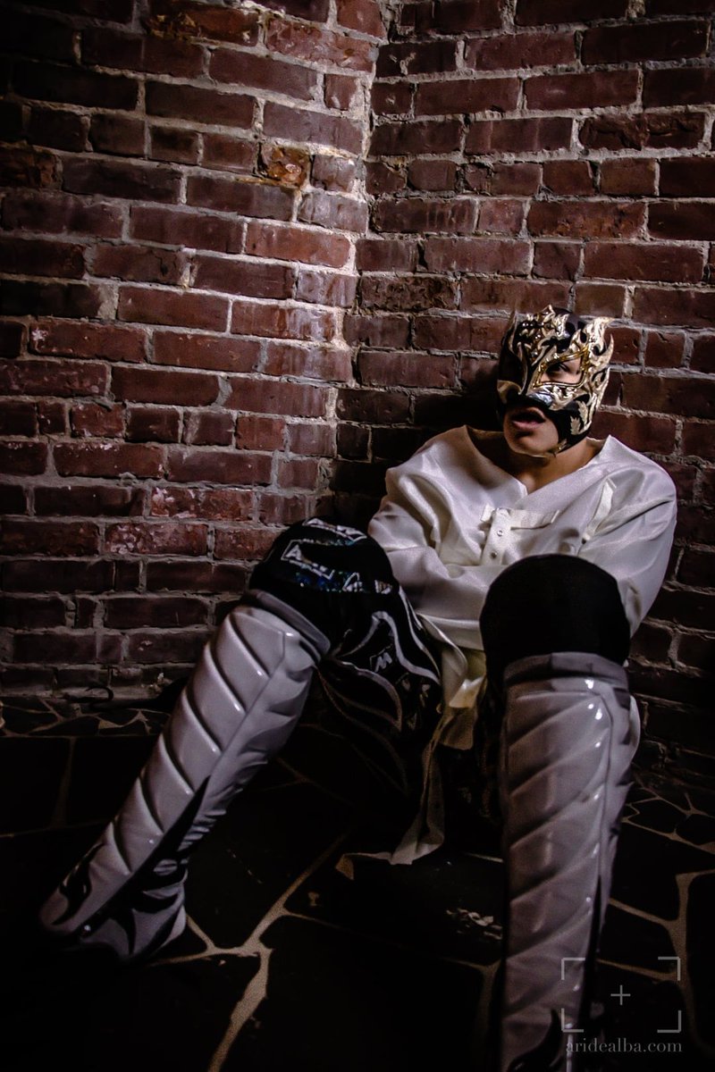 >Breaks the rules of his contract by speaking to WWE.
>Gets punished for it.
>Cries online.
>Eventually gets free.
>Goes to WWE.
>WWE books Penta more.
>WWE uses him for filler.
>WWE gives him about 3 minutes in the Rumble.

He's gotta be the funniest guy of all time.