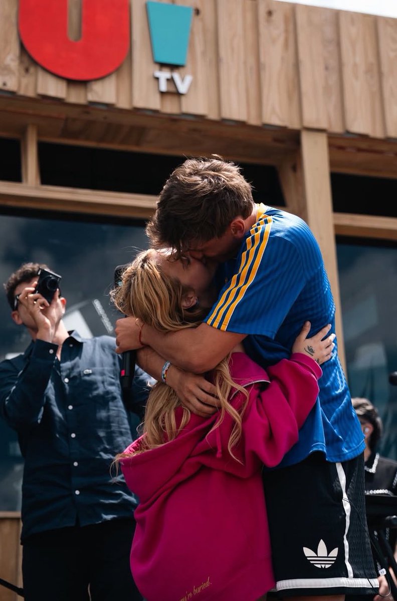 MeriMar22's tweet photo. “Si yo me enamoro y amo a alguien, pienso que va a ser hasta el último día” cit. Marcos Giles ❤️‍🩹
#margeliters https://t.co/q8mzuzg1px