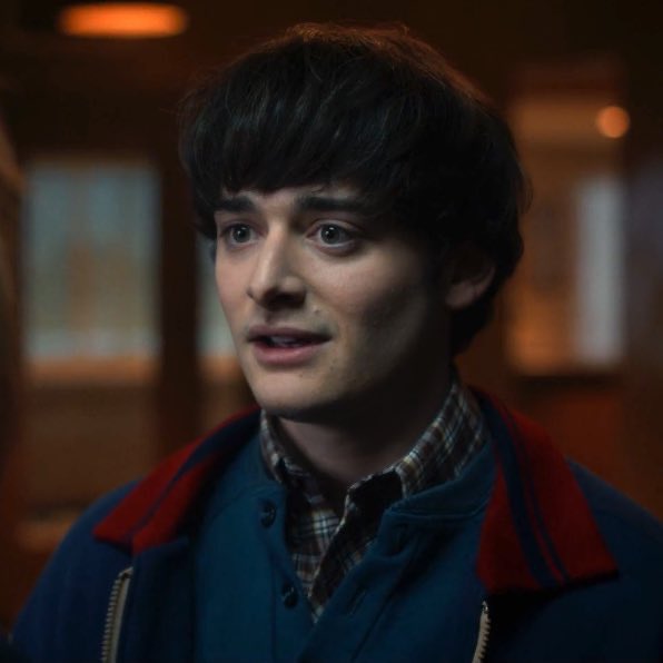 soapyscourtney's tweet image. will byers has beautiful cheekbones, bunny teeth, and a doe eyed stare