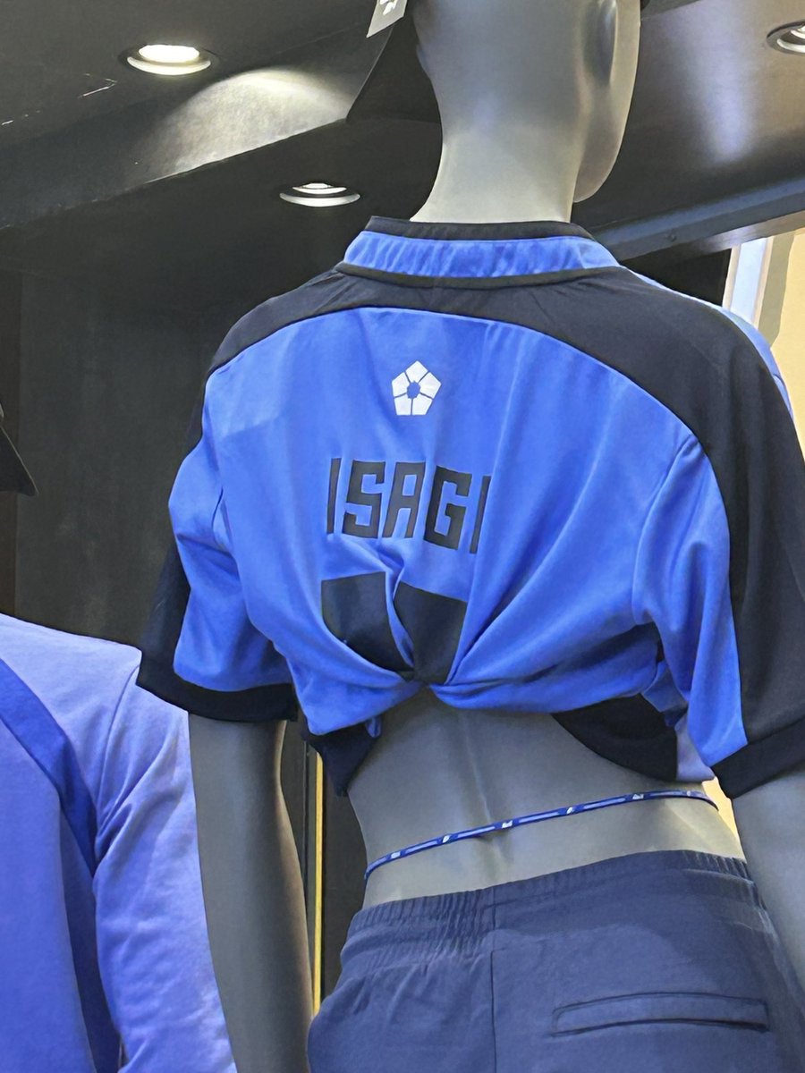 우리사기 뒤태로 남자들 꼬시는 게 취미구나☺️