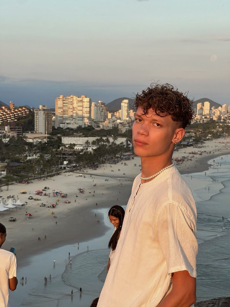 Matchaias tweet media