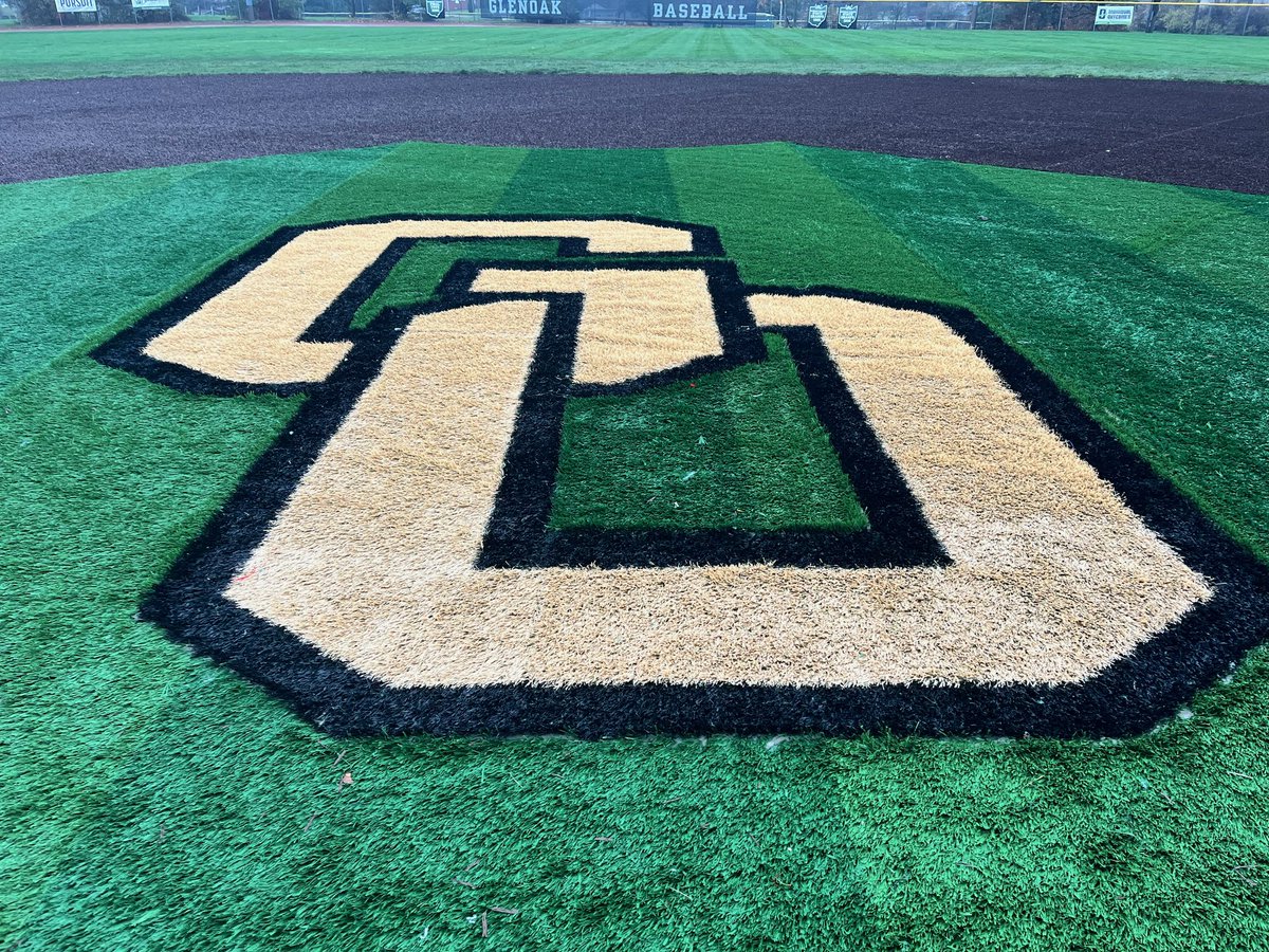 Coach Fris tweet media