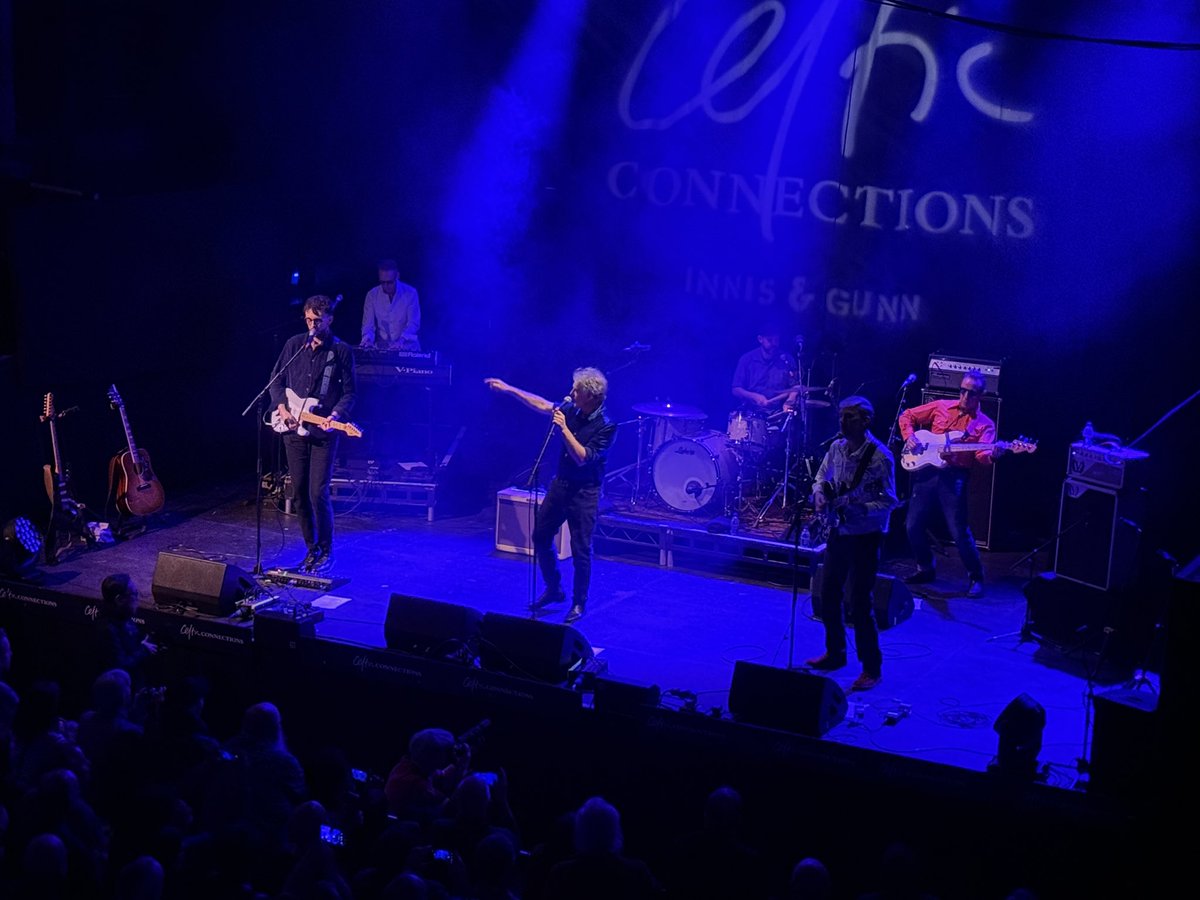 What a fantastic gig, took my youngest who had an absolute ball. With the added bonus ball of <a href="/Lloyd_Cole/">Lloyd Cole</a> whipping up the crowd with a set of classics. <a href="/FriendsAgain2/">FriendsAgain</a> <a href="/jamthrawn/">James Grant</a> <a href="/CallumFT/">Chris Thomson</a> were just superb, fab atmosphere and lots of love in the room. What a quality night 💙