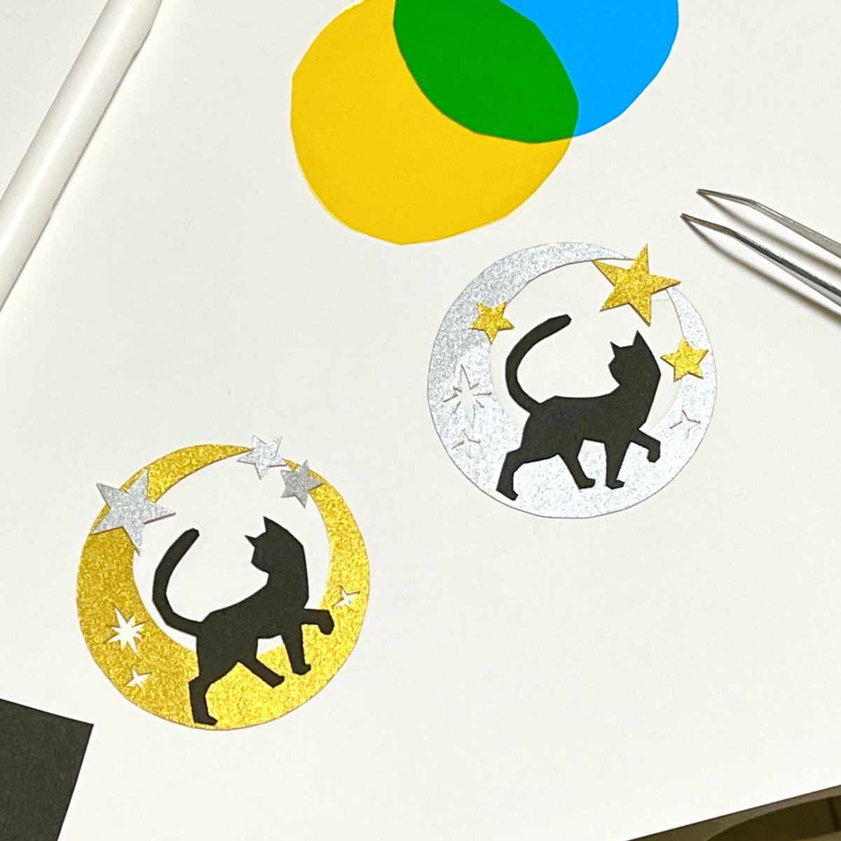 ayako03art's tweet photo. 下絵に沿ってパーツをカット
お好きな色を組み合わせてキーホルダーに

【切り絵キーホルダー】
#ワークショップ 開催

#2026年2月22日(日)
①10時〜　②11時〜
1,700円※ワンドリンク付き

ご予約はこちらから
https://t.co/xgcZIHqN5J…

#TCCholidays
#切り絵 https://t.co/LZaGr0GV3j