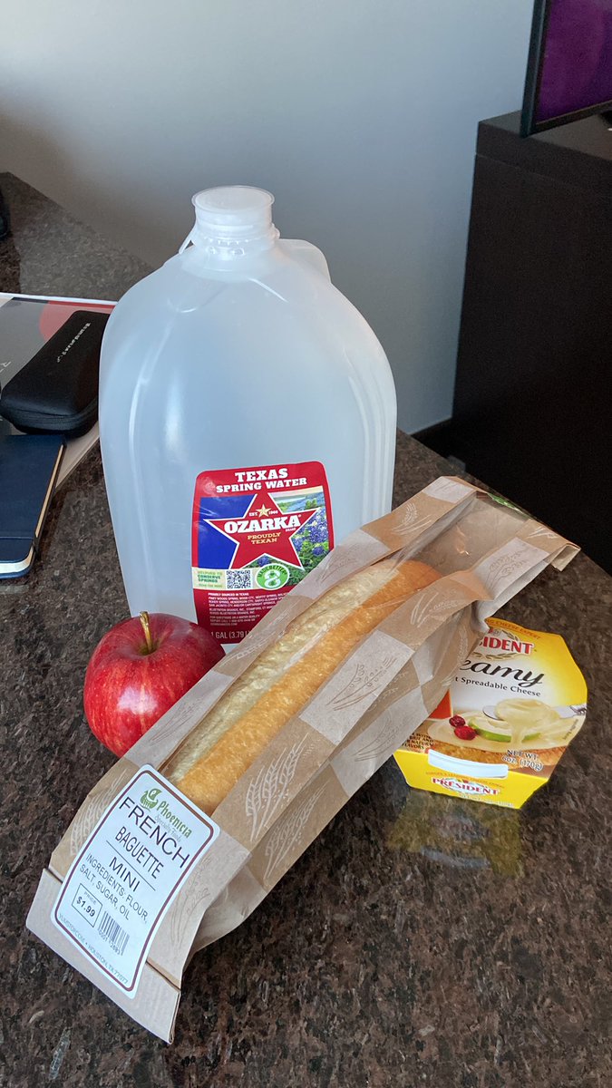 これで11ドル約1600円。デリコーナーには足が向かなくなりました。