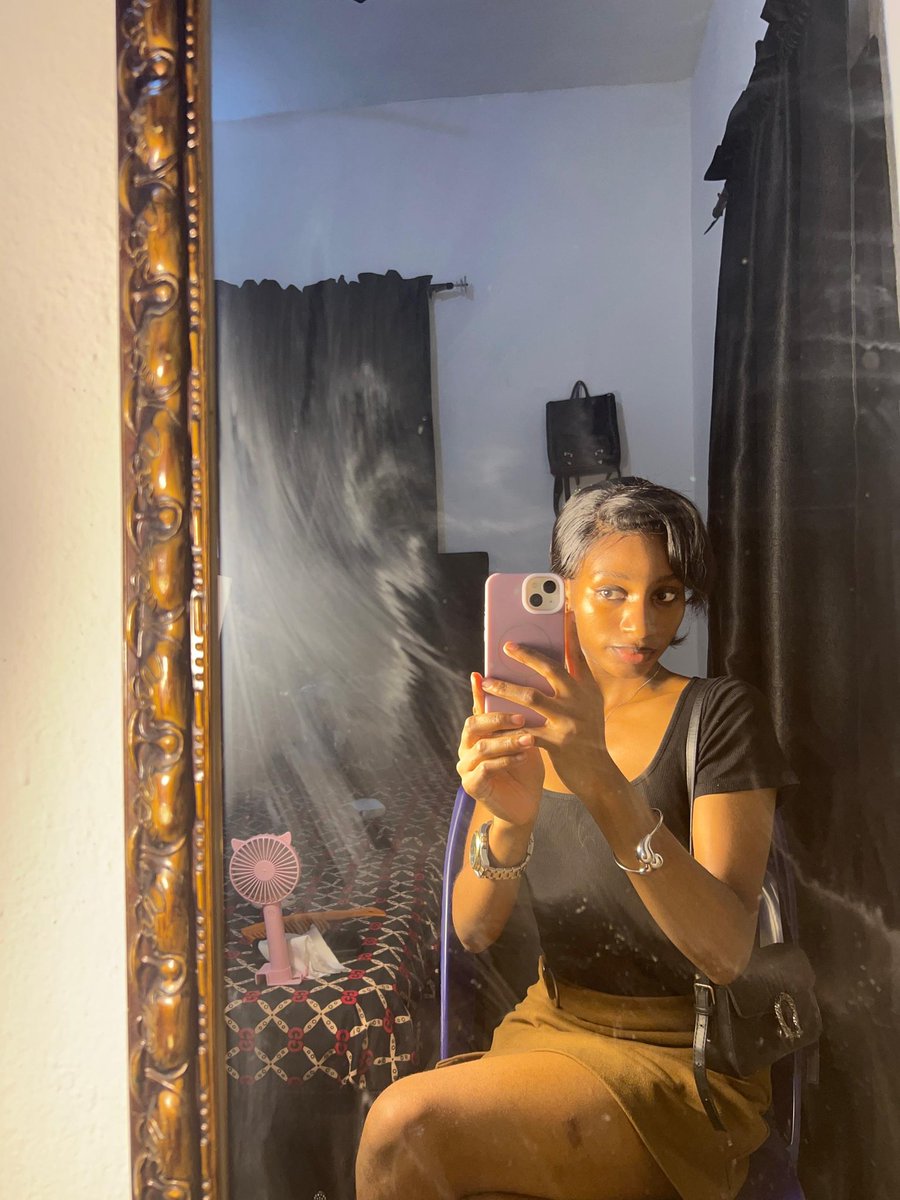 VVS☄️ tweet media