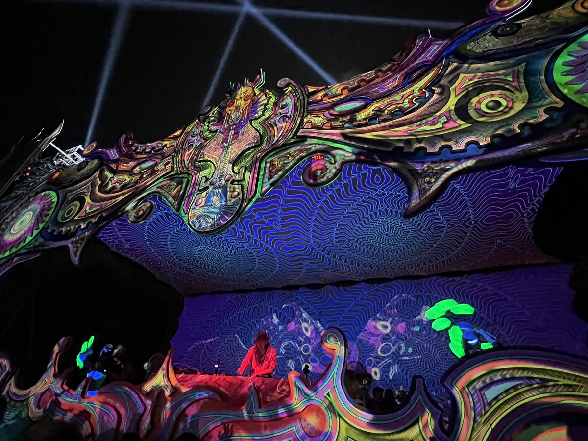 Sebastian tweet media