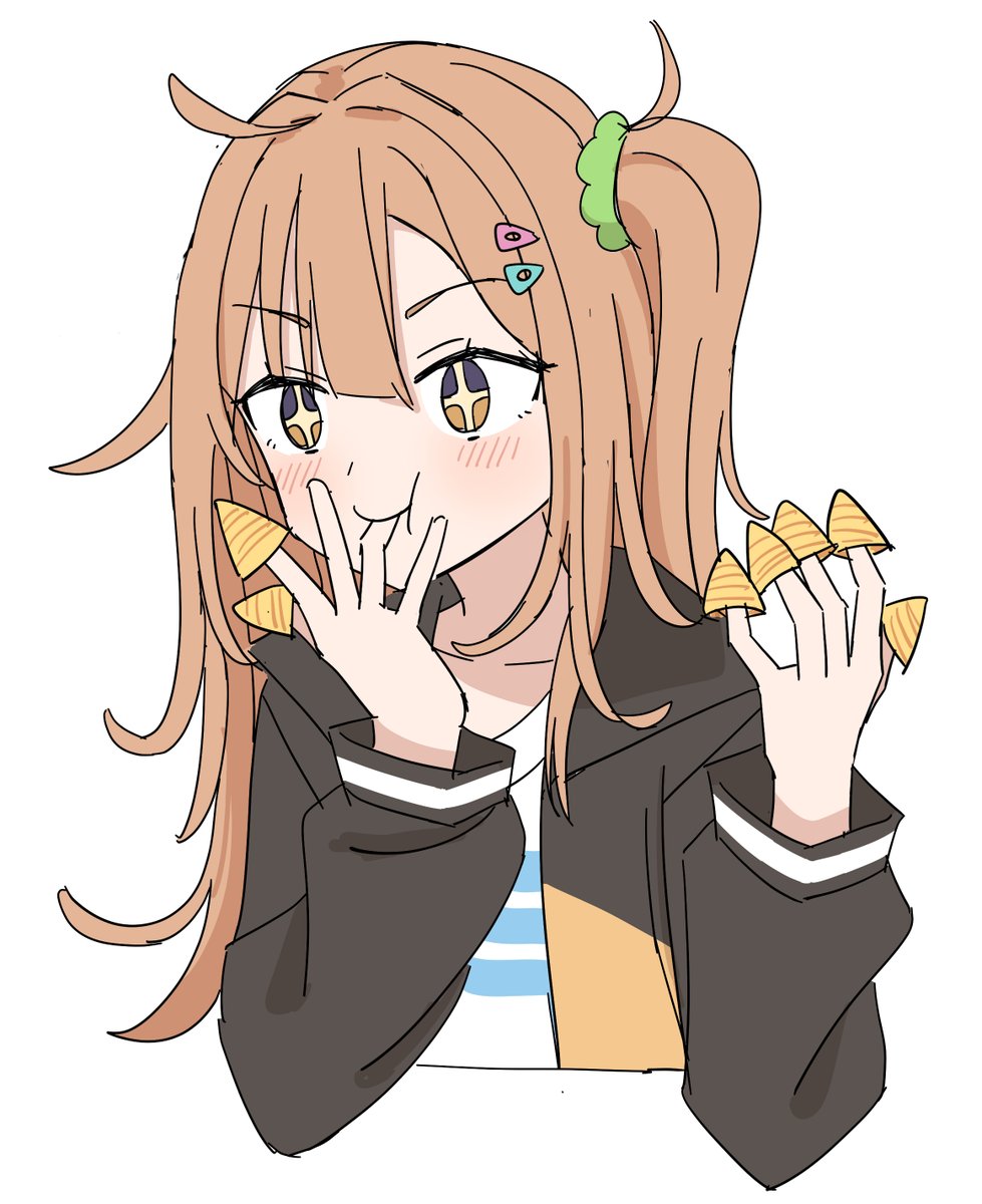 と〇がりコーン食べてる小川しのん