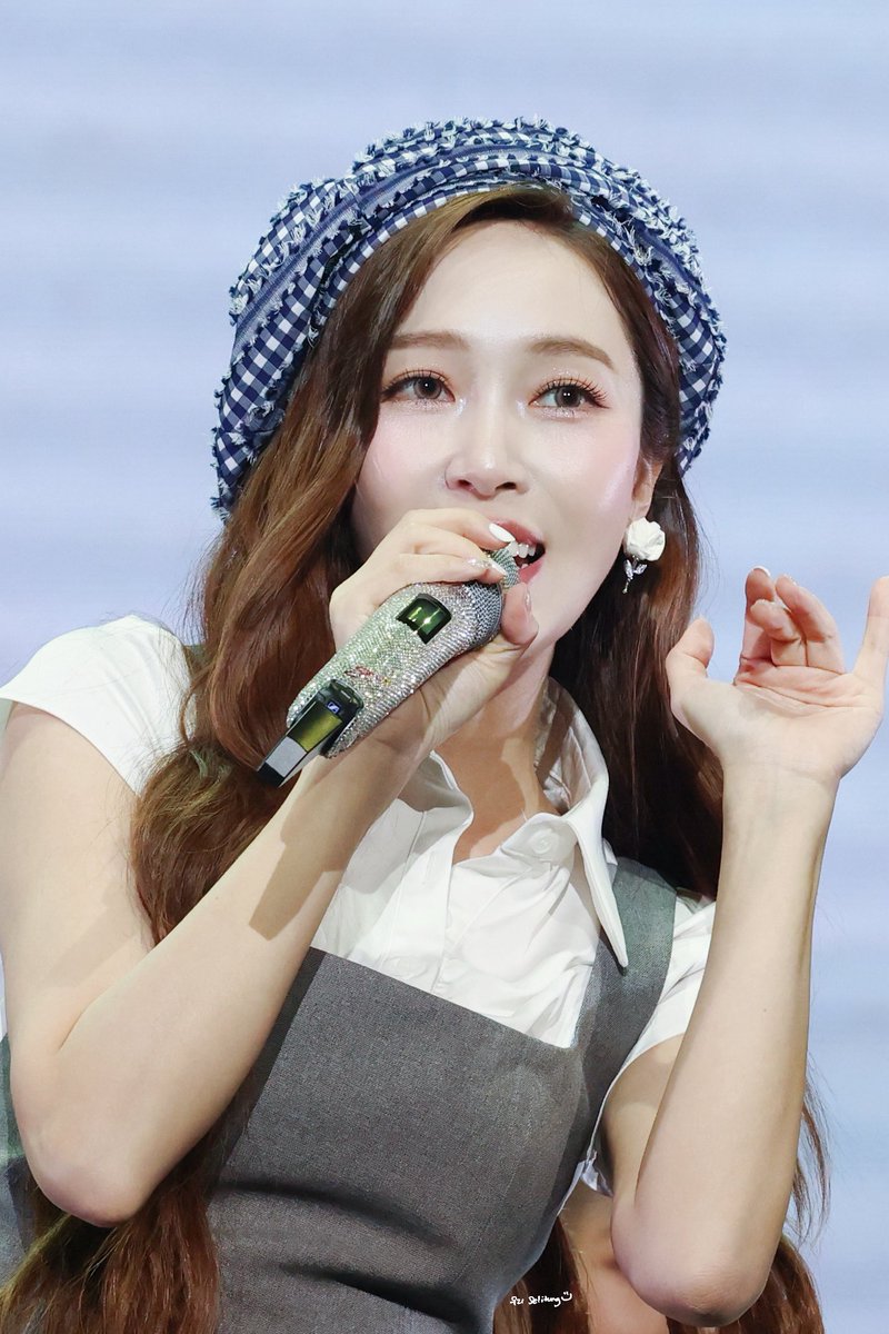 Hello February! 

#JessicaJung #제시카