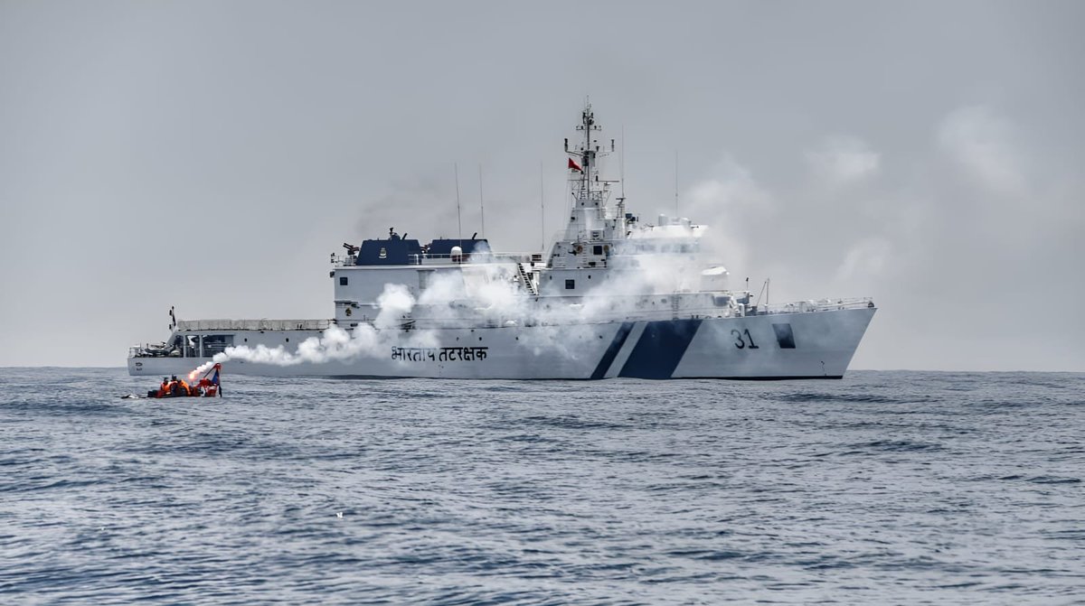 Narendra Modi tweet media