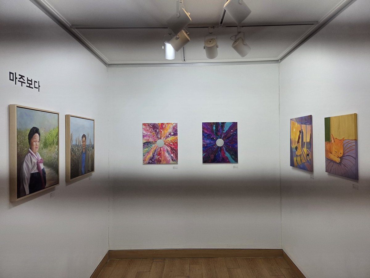 SIM_Moby tweet media