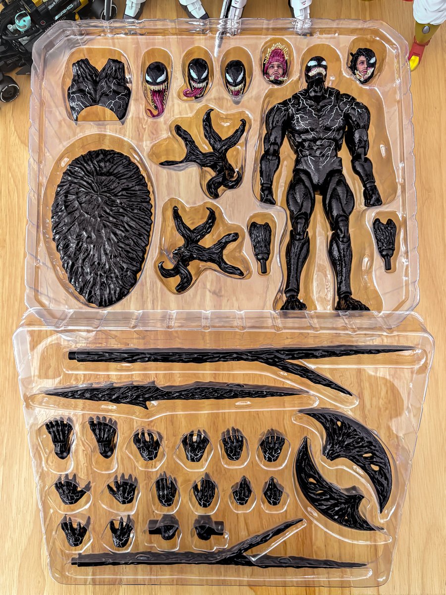 マフェックス　ヴェノム　開封品 MAFEX ヴェノム、開封！！！！！！もう傑作確定してる！！ #Venom