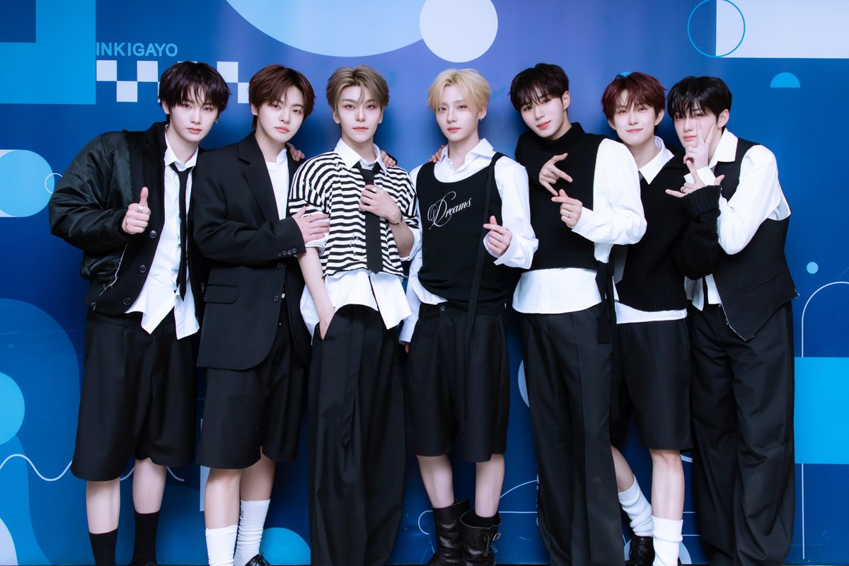 📸］X：kpop_sbs｜260201更新🆙 [👔] 260201インガ衣装 まもなく午後2