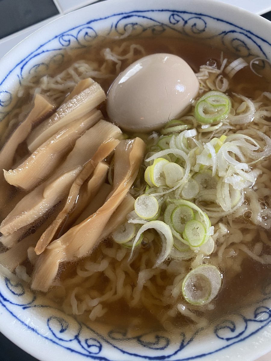 pilotwire's tweet image. お土産麺の福よし🍜
スープ多めにしたからビールも進むw
#ラーメン