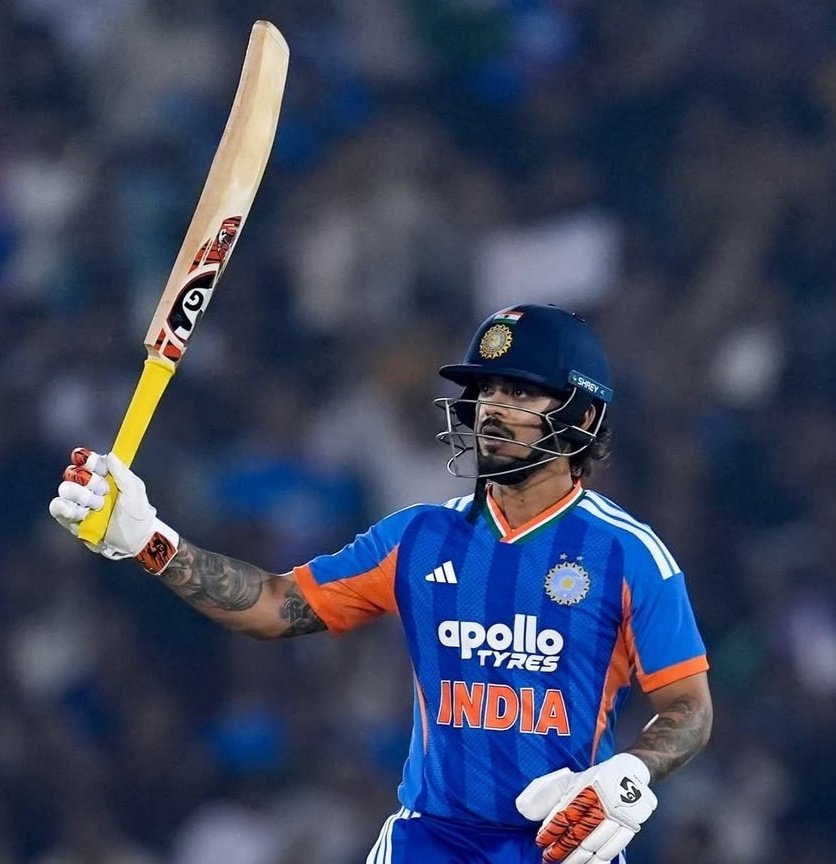 FutureOfCric's tweet photo. Stop the "Sanju needs chances" lie. ✋ 10 years in and still "finding his feet"? Look at Ishan Kishan—he gets 1-2 chance and delivers. If you’re elite, you don't need 50 games to prove it. Samson is just a PR-driven, below-average IPL/ Domestic product. Reality > Hype. 🤡📉 https://t.co/6BeEu7Uoa1