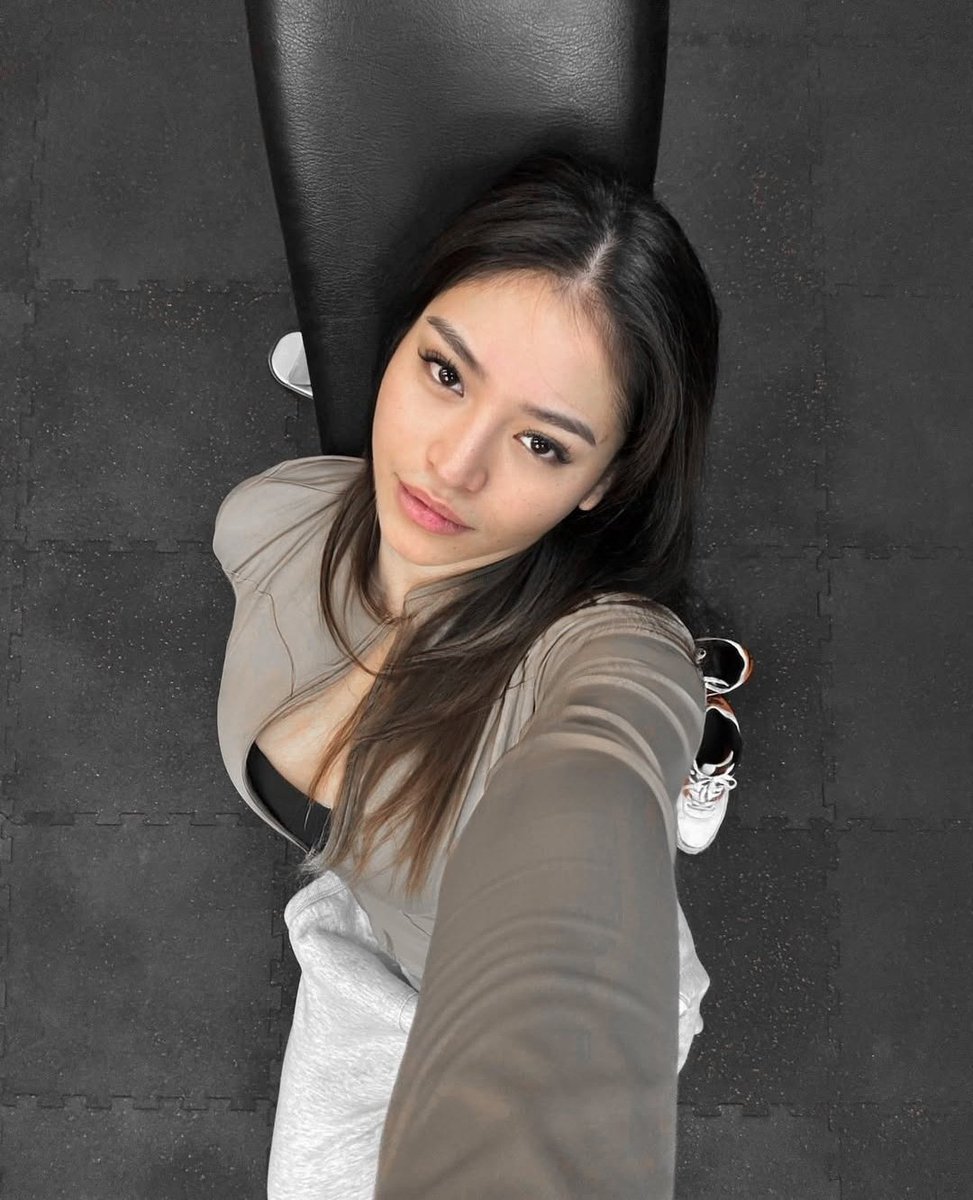 jkaknrlcggfit's tweet photo. READY ST/LT PANGGILAN ++ DAERAH CEPU
INFO RR DM AJA BEB🥰
WA: 089603452134
#openbocepu #bocepu
#availcepu #cepuBo https://t.co/693PcZTjlj