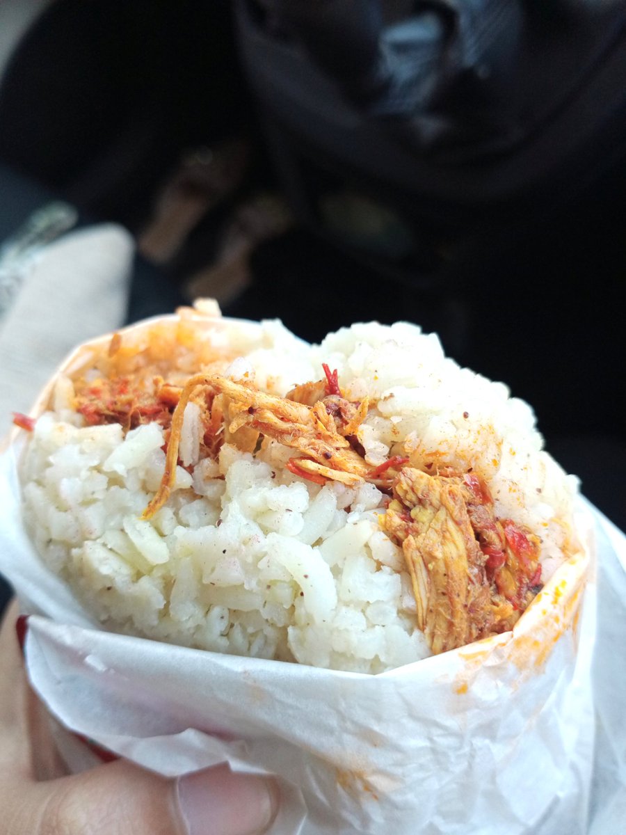 aaaleessh's tweet photo. nasi kepal best in town😩❤️ https://t.co/IAB7MeAPQD