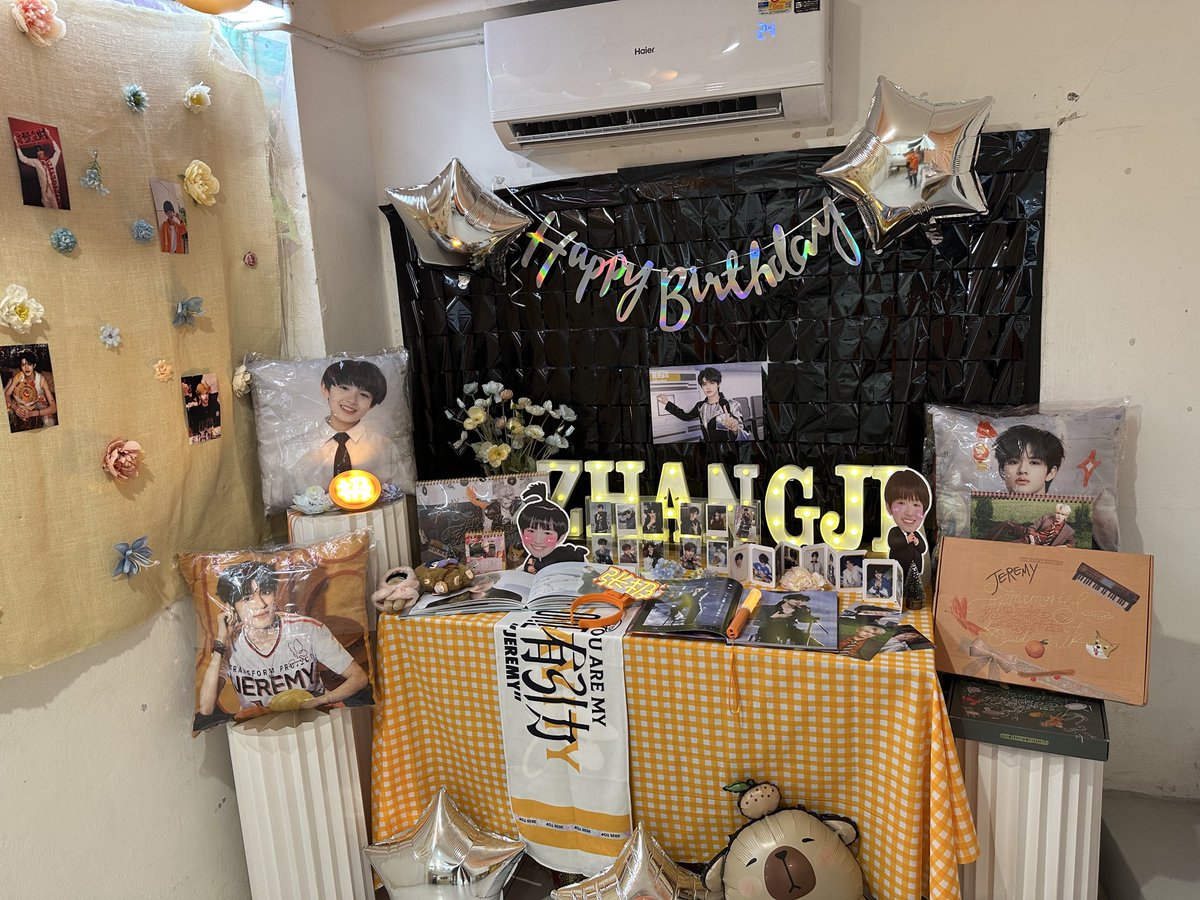 🧡#AllAbout19ZhangJi
𝐏𝐀𝐑𝐓𝟏: 𝐙𝐡𝐚𝐧𝐠 𝐉𝐢 𝟏𝟗𝐭𝐡 𝐁𝐢𝐫𝐭𝐡𝐝𝐚𝐲 𝐂𝐚𝐟𝐞

—𝐃𝐀𝐘𝟐 we r open !

⟡ PEONY Diary Cafe (<a href="/peonycafe_r/">Peony Diary Cafe</a>)
    ลงสถานี BTS Ratchayothin | exit 2
⟡ 11AM-5PM

มาเจอกัน🍊
#张极 #จางจี๋ #ZhangJi
#今天Jer个样 #TOP登陆少年组合
#TransfOrmProject