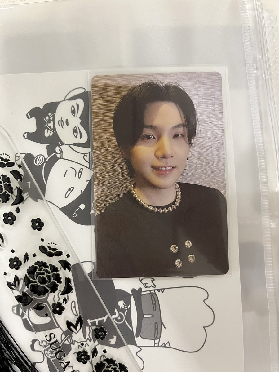 yoongollector's tweet photo. 🚨 vendo/venda
pc yoon DDAY THE ORIGINAL

- envio pelo super frete
- feedback no fixado

R$22,00 + envio https://t.co/lR37FlY5q9