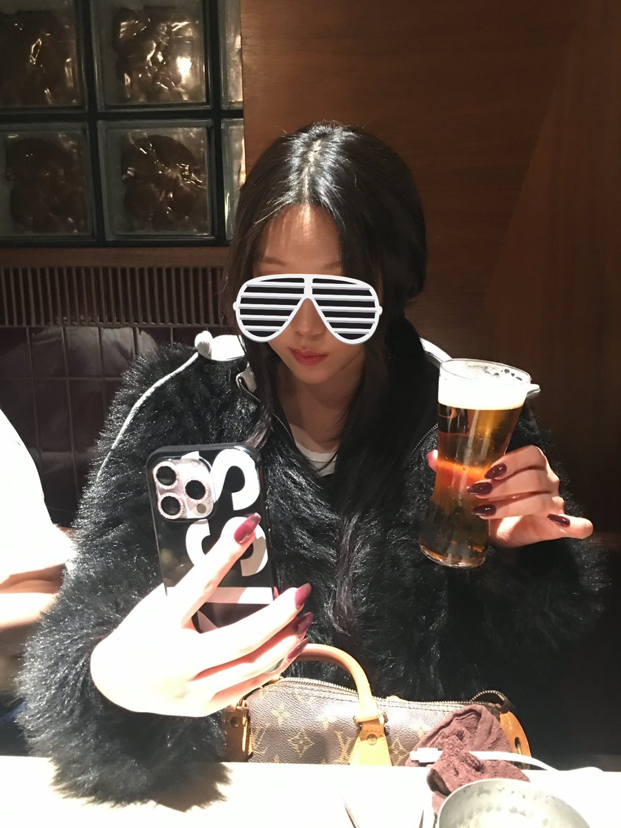 사진정리끝!!!
다음은 충칭이다