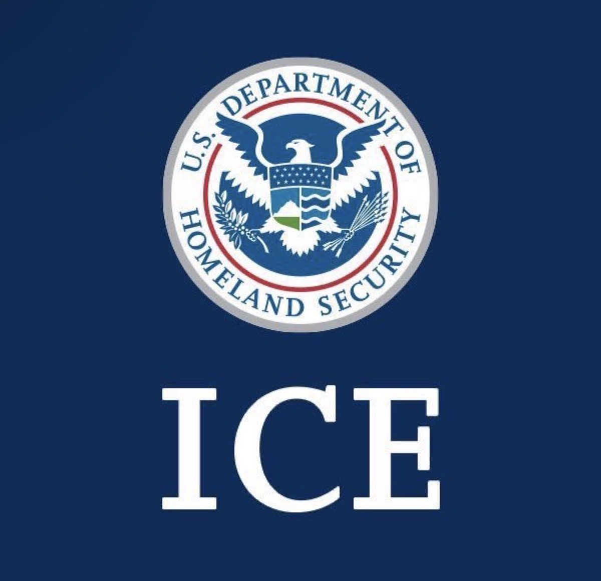 TrishCrave tweet media